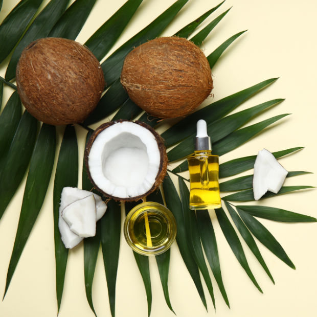 Packed with lauric acid and other nutrients, coconut oil deeply penetrates the hair shafts, reducing protein loss and preventing breakage.